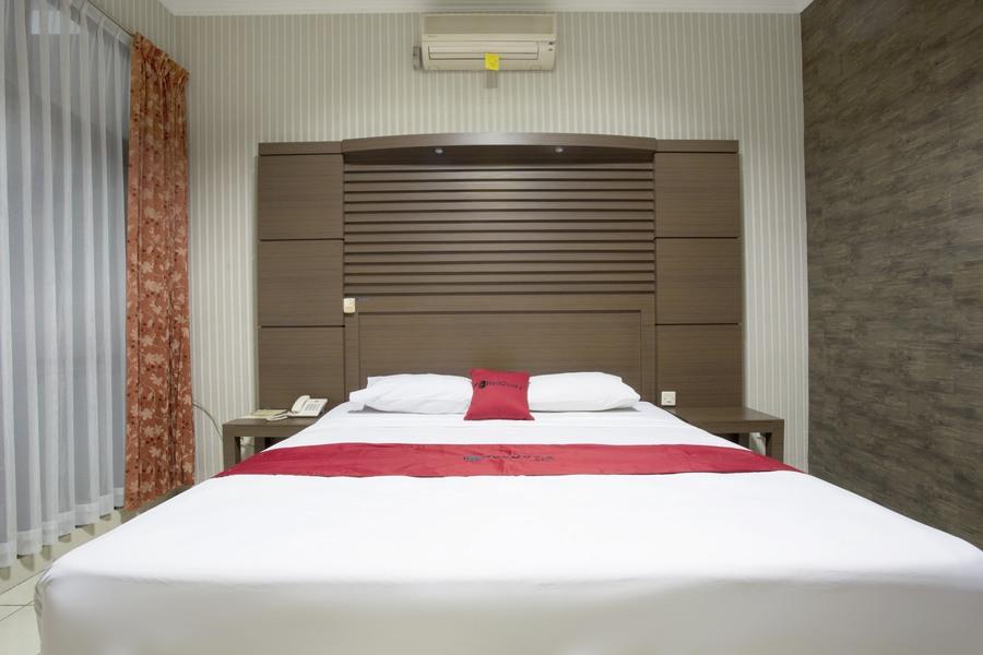Hotel RedDoorz @ Surapati Bandung Zewnętrze zdjęcie