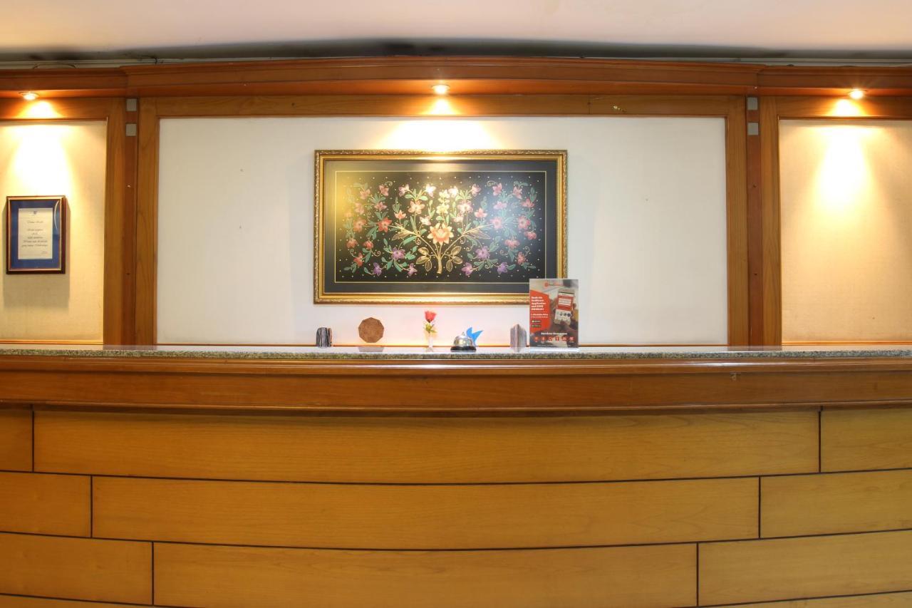 Hotel RedDoorz @ Surapati Bandung Zewnętrze zdjęcie
